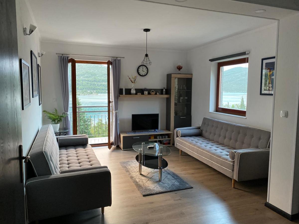 Apartment I&m *